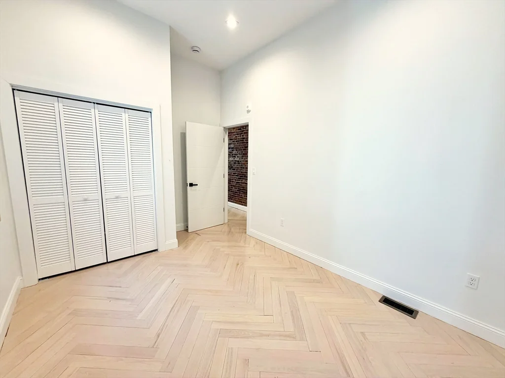 182 Webster St, East Boston