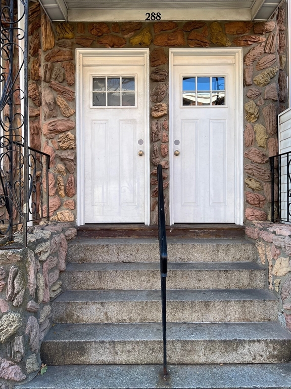 288 Meridian St, East Boston