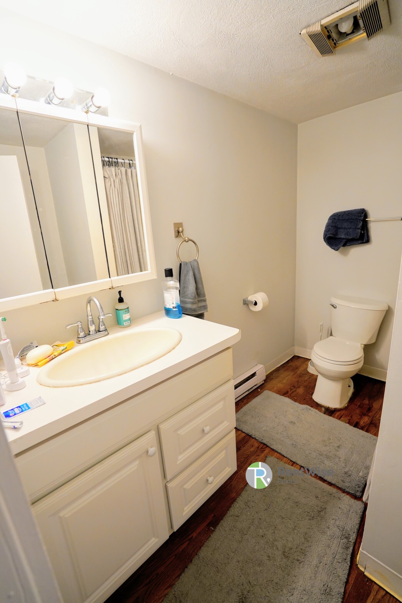 1 Schrepel Pl, South Boston