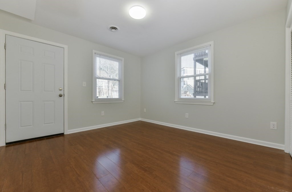 19 Fuller St, Dorchester