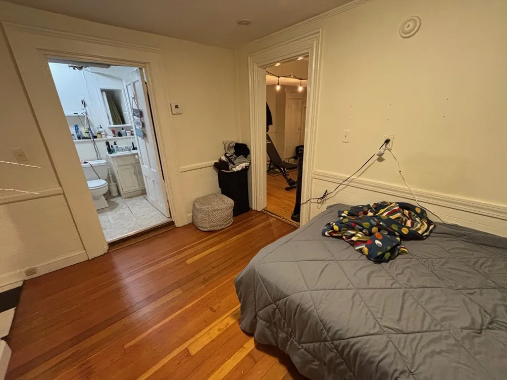 56 River St, Beacon Hill