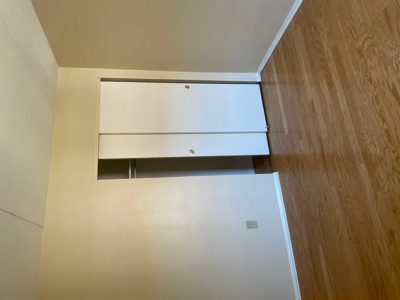 56 Broadlawn Park, Chestnut Hill