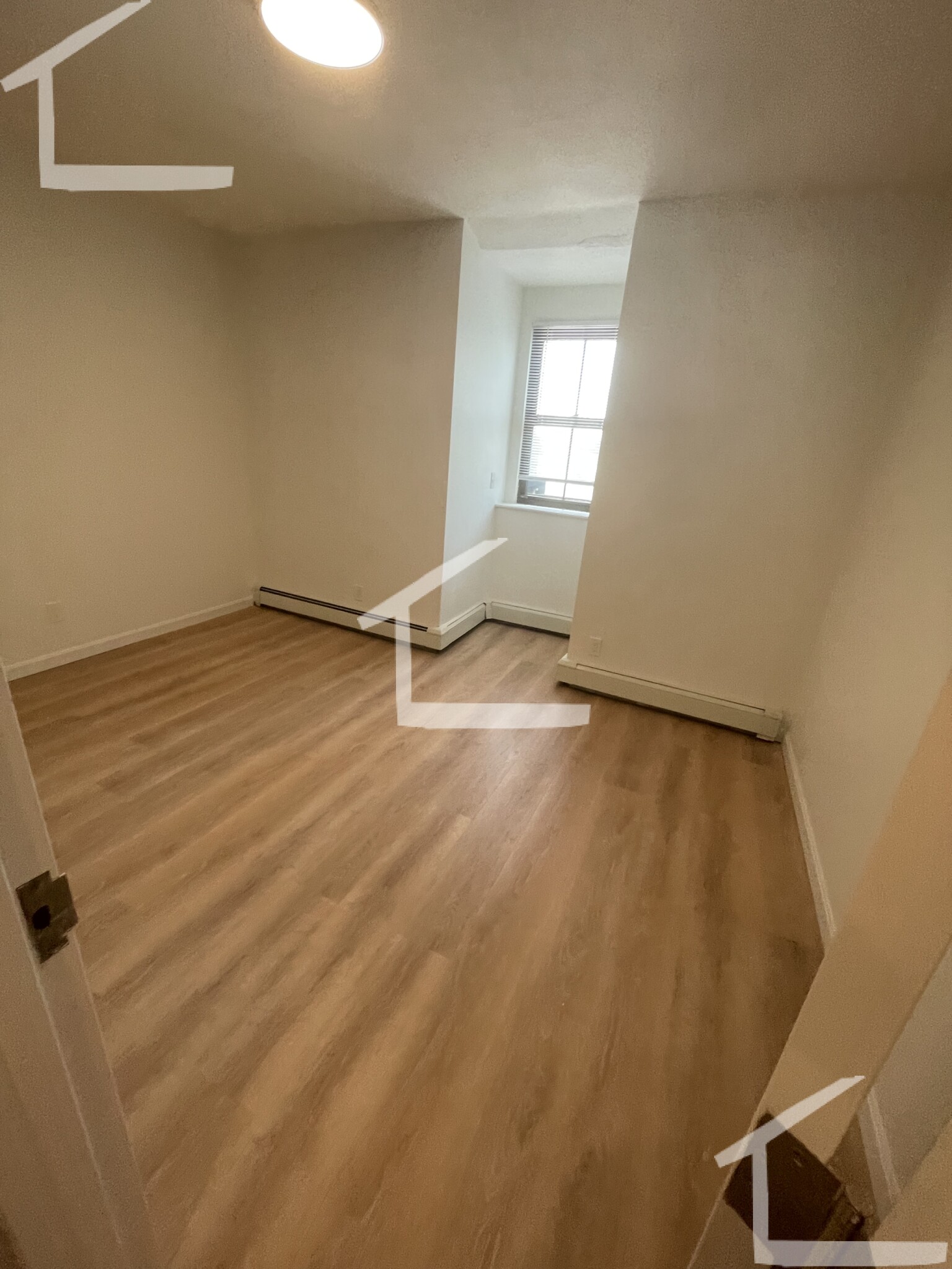 521 Massachusetts Ave, Roxbury