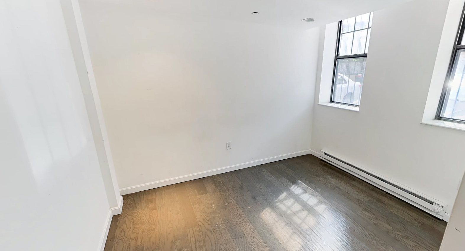 111 Queensberry St, Fenway