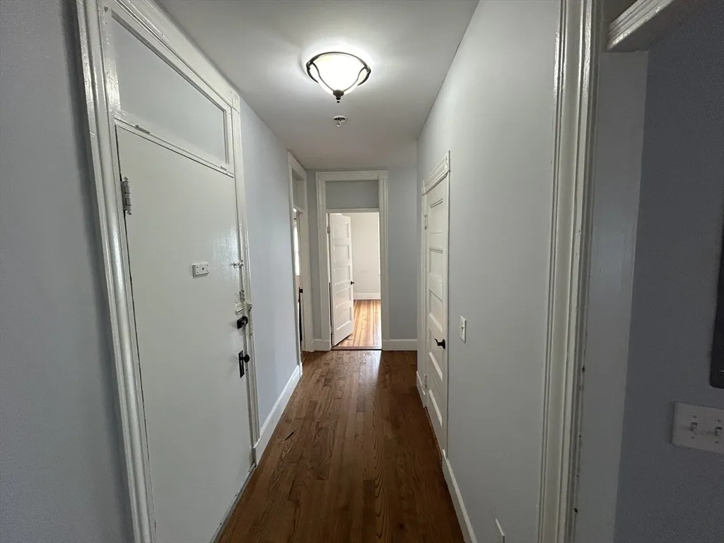 495 Broadway, South Medford