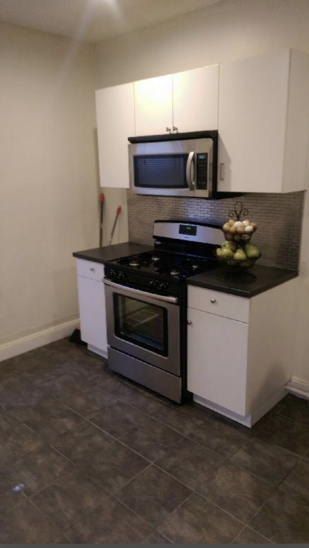 108 Hyde Park Ave, Jamaica Plain