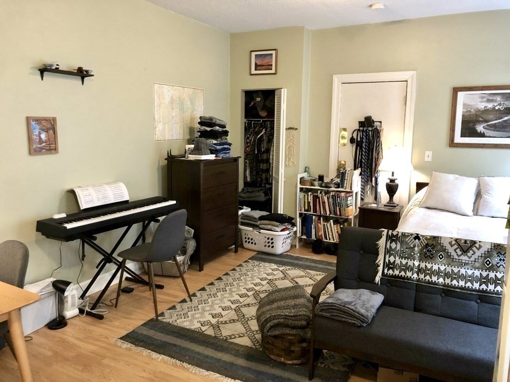 1419 Commonwealth Ave, Allston