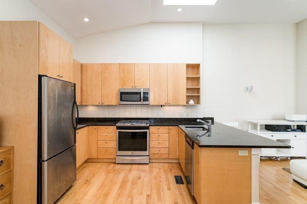 15 Valentine St, Cambridgeport