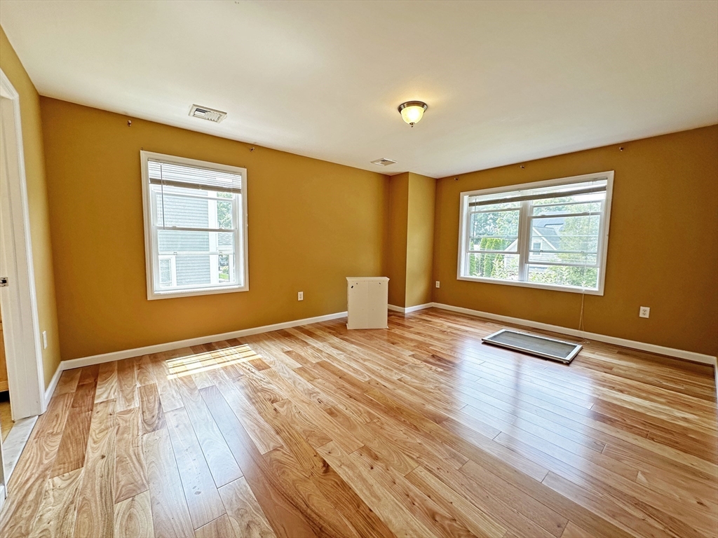 30 Salisbury Rd, Newton Corner