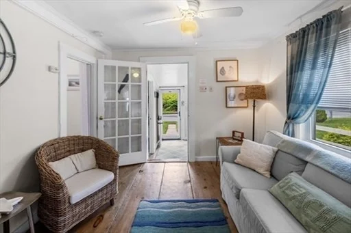 13B Hathaway, Fairhaven