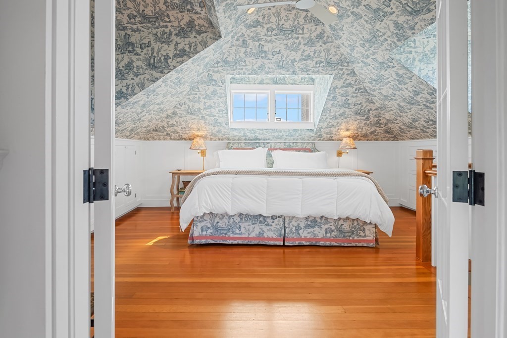 75 Baxter Rd, Nantucket