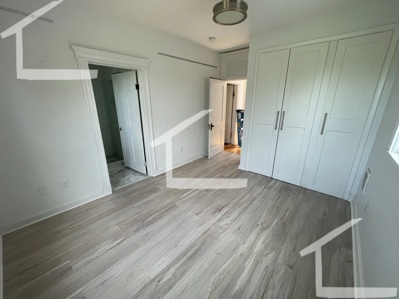 229 Harvard St, The Port