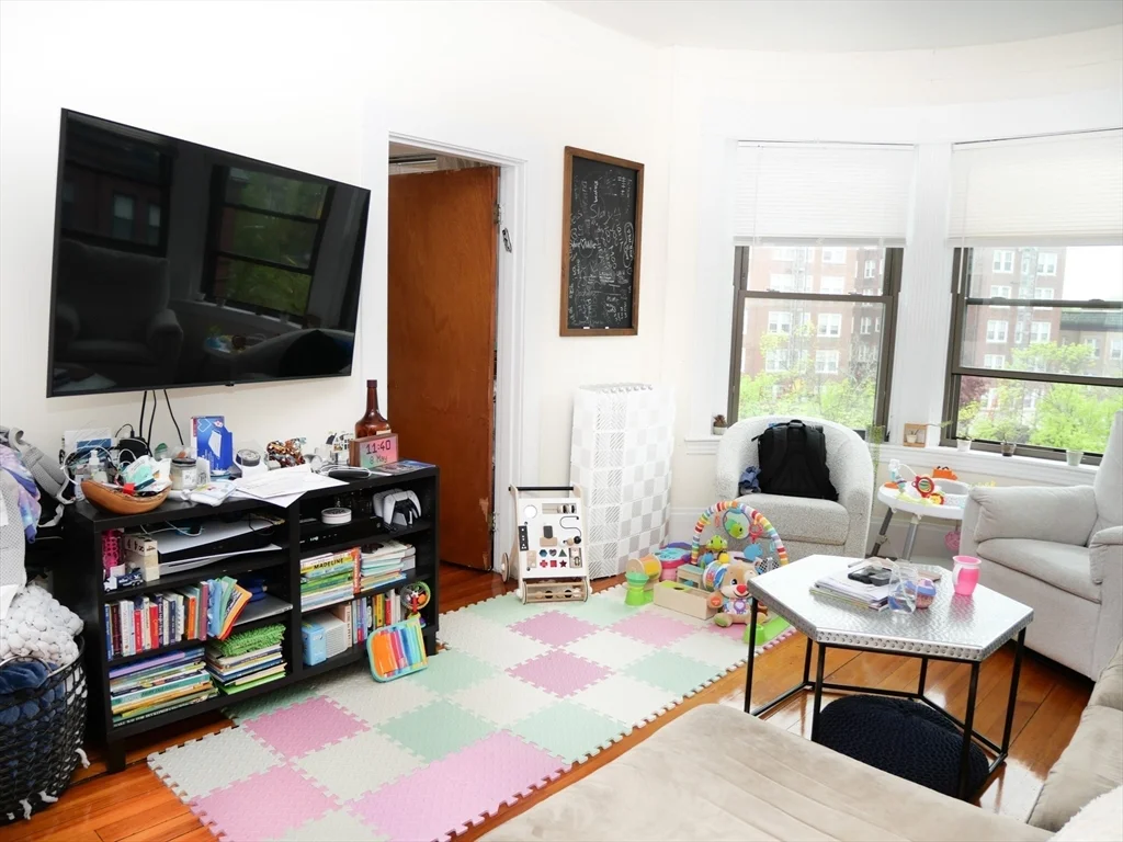 1390 Beacon, Coolidge Corner