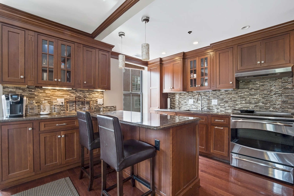 14 Clarendon St, South End