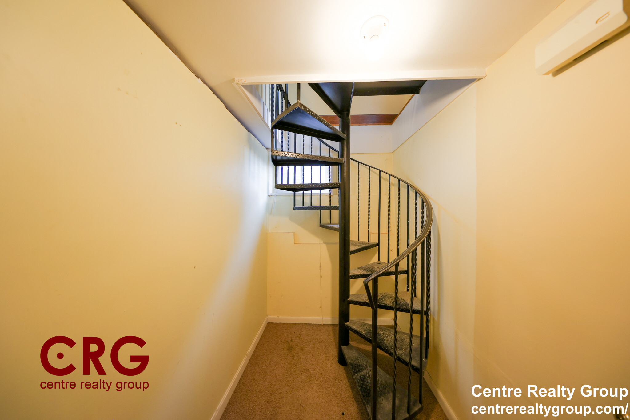 22 Grand View Ave, Prospect Hill