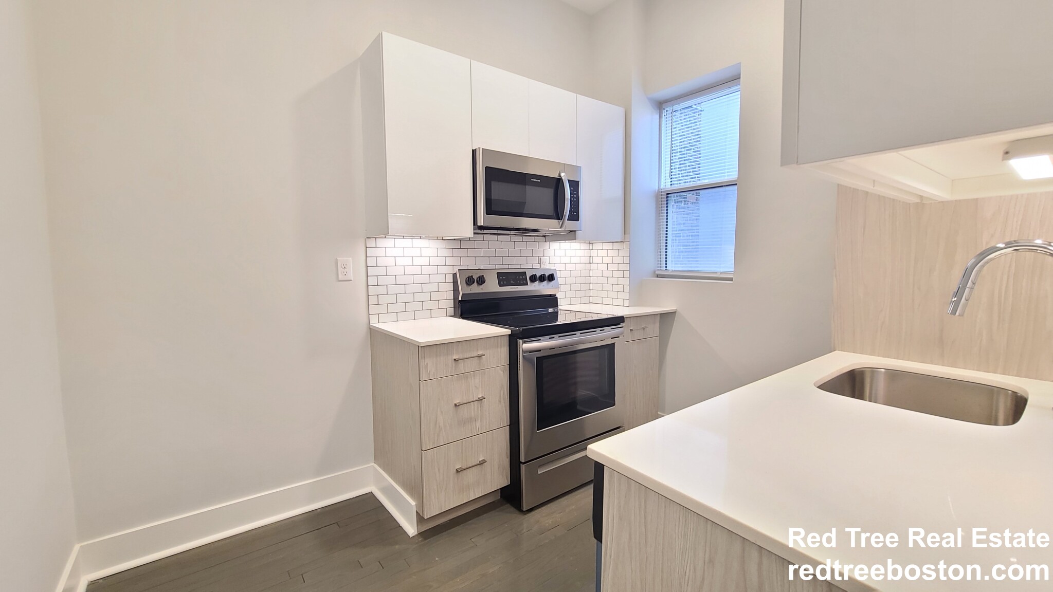 120 Peterborough St, Fenway