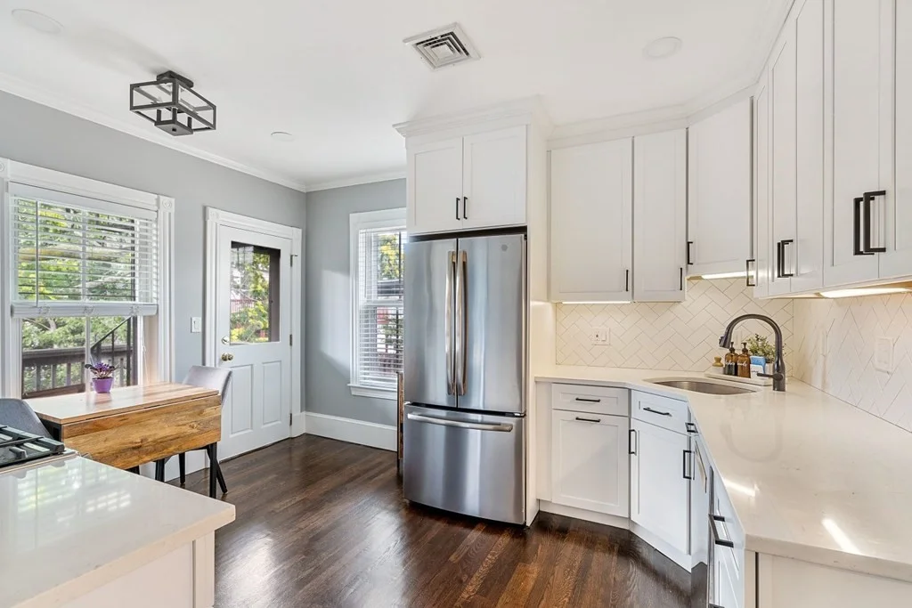 176 Bowen St, South Boston