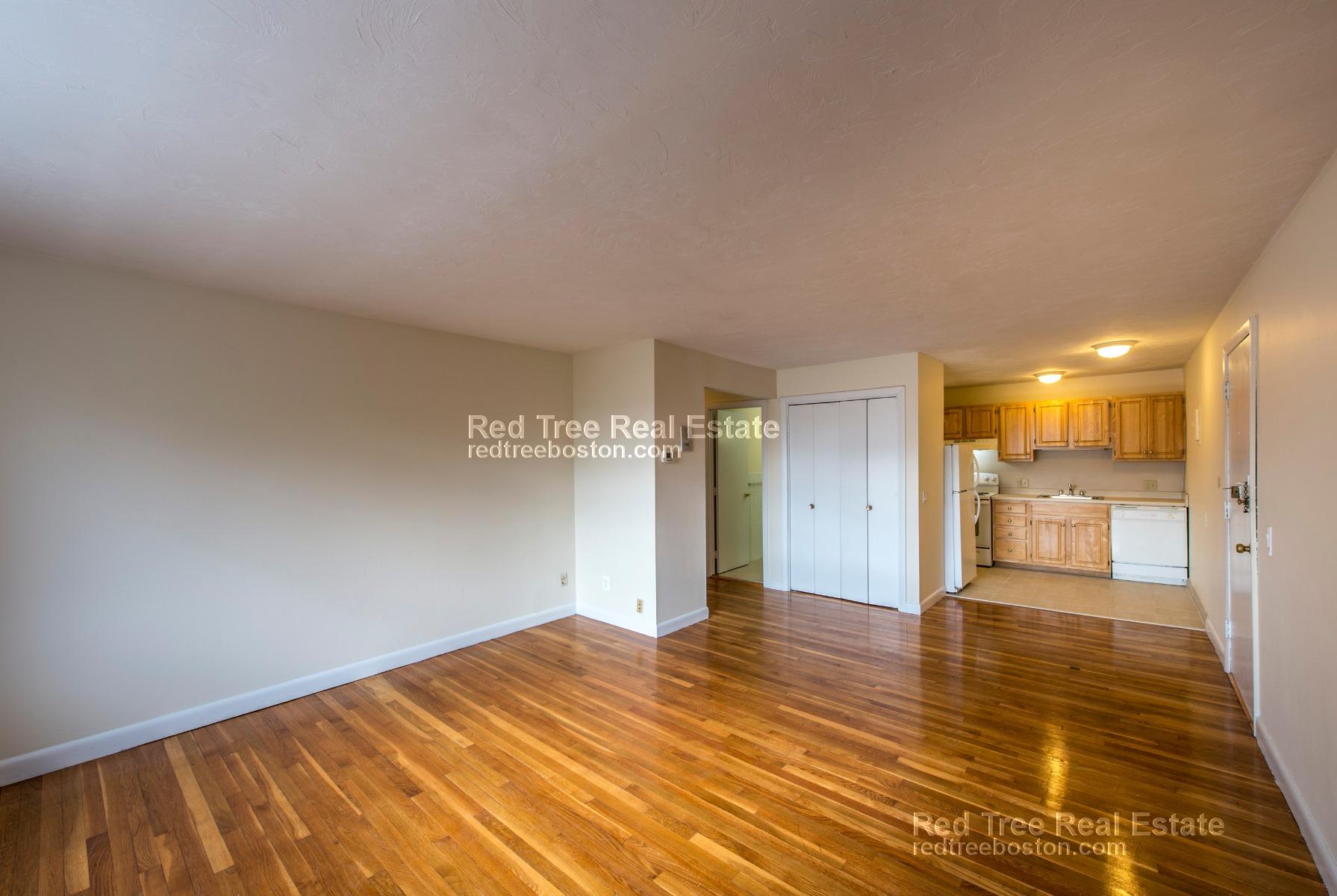 84 Gardner St, Allston