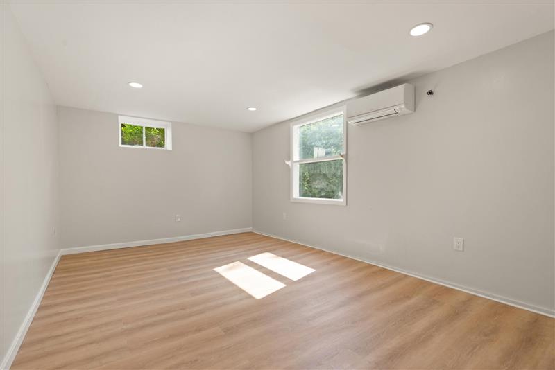 7 Thornberry Rd, Winchester