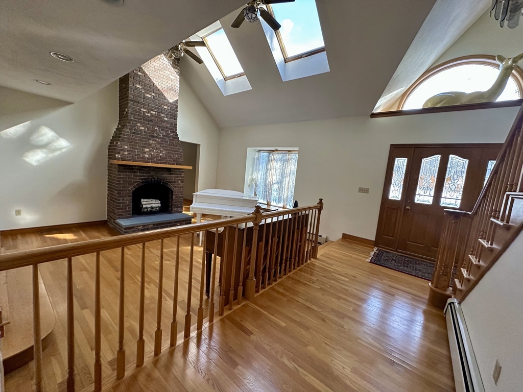 42 Pine Acres Rd, Foxboro