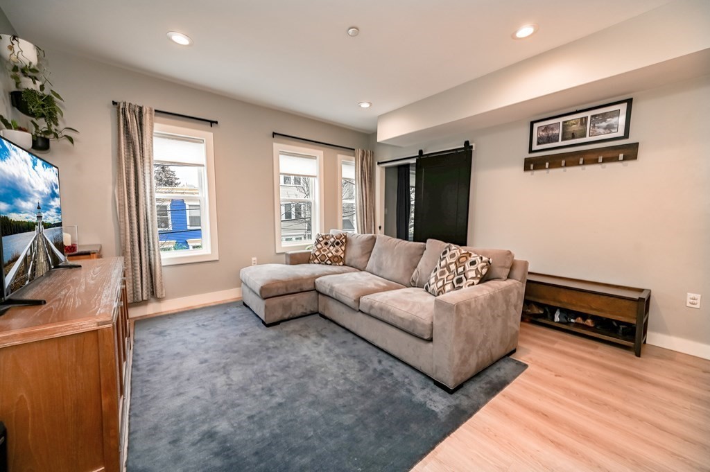 85 Everett St, East Boston