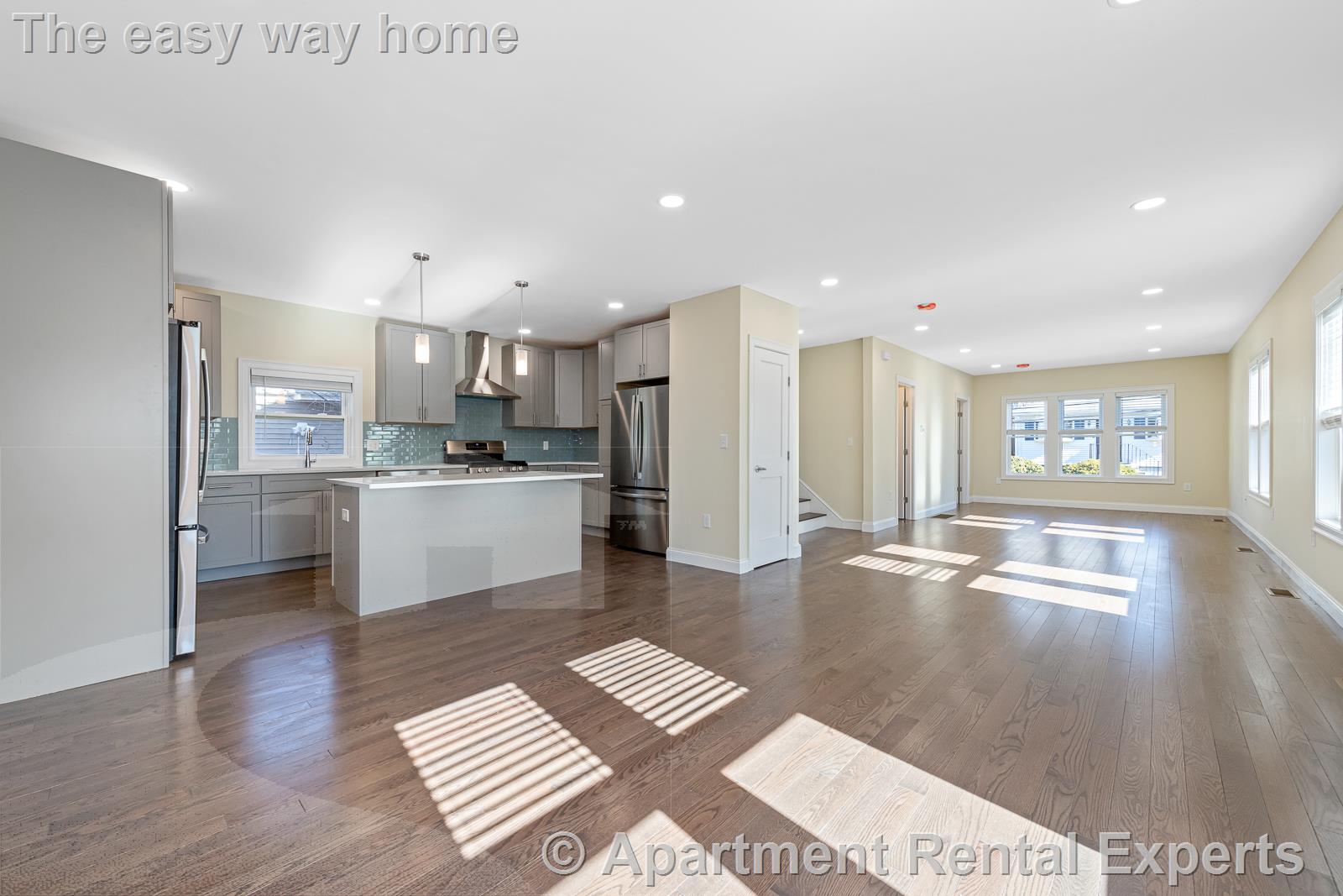 232 Fulton St, Medford Square