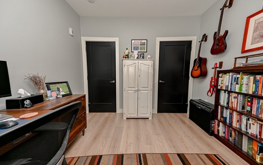 85 Everett St, East Boston