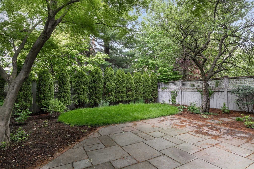 30 Walker St, Cambridge