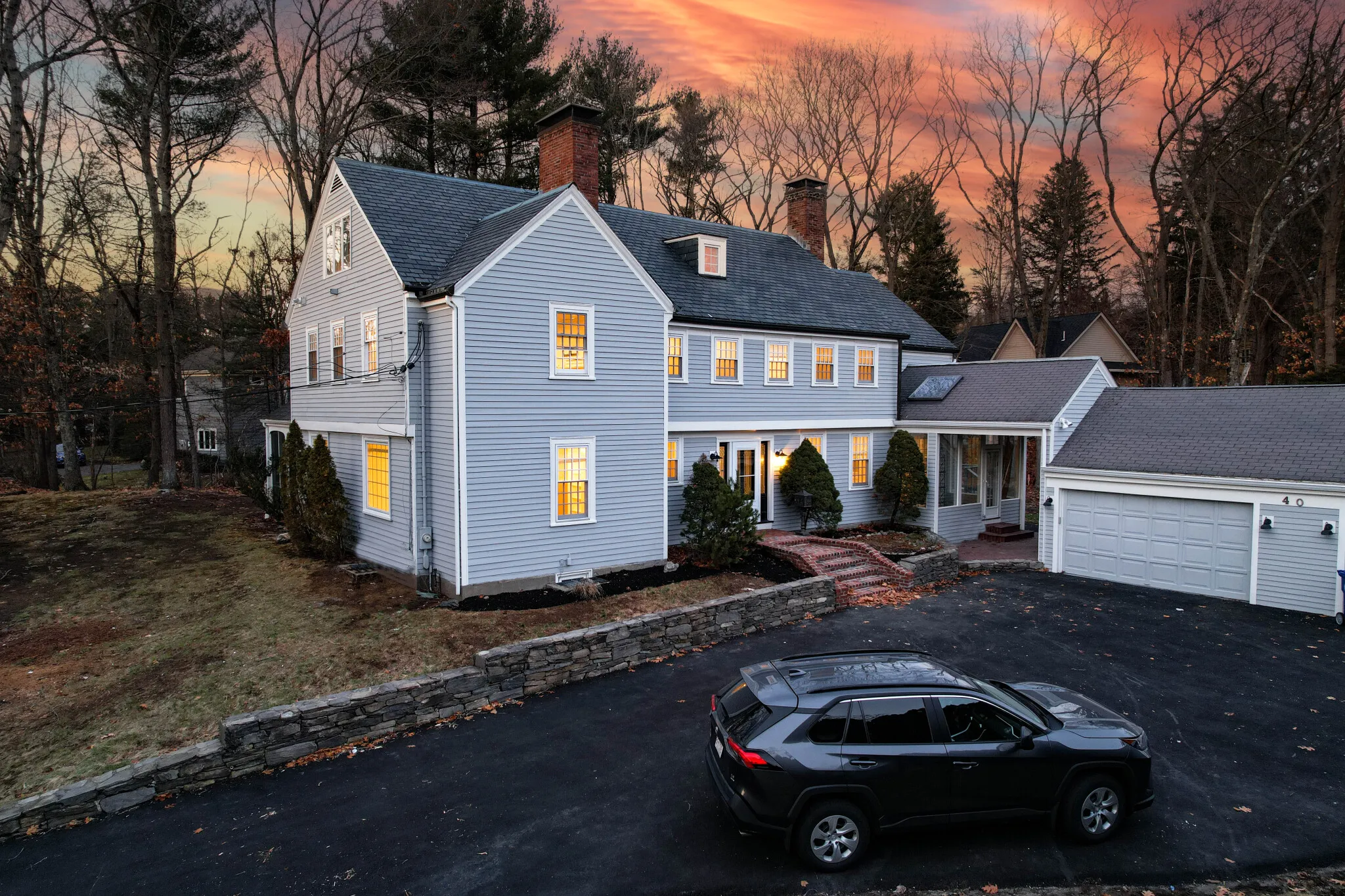 40 Puddingstone Ln, Oak Hill