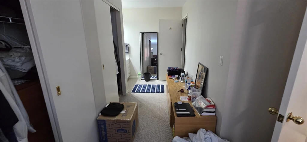 950 Mass Ave, Riverside