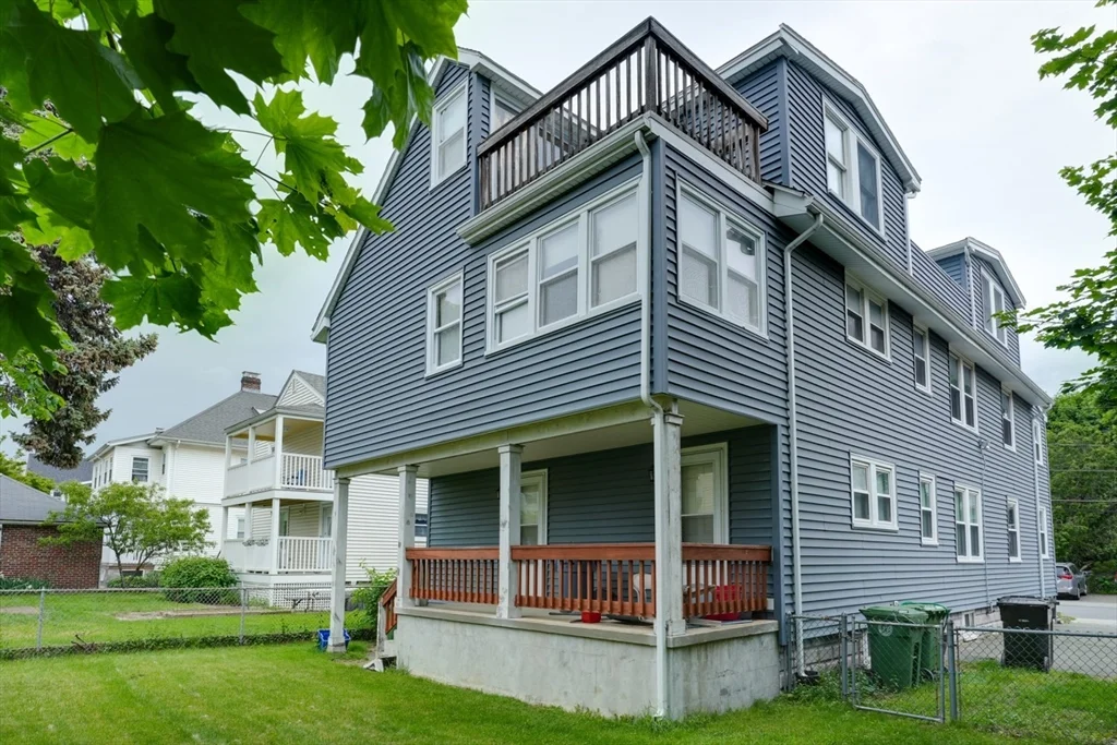 12 Keenan St, Watertown