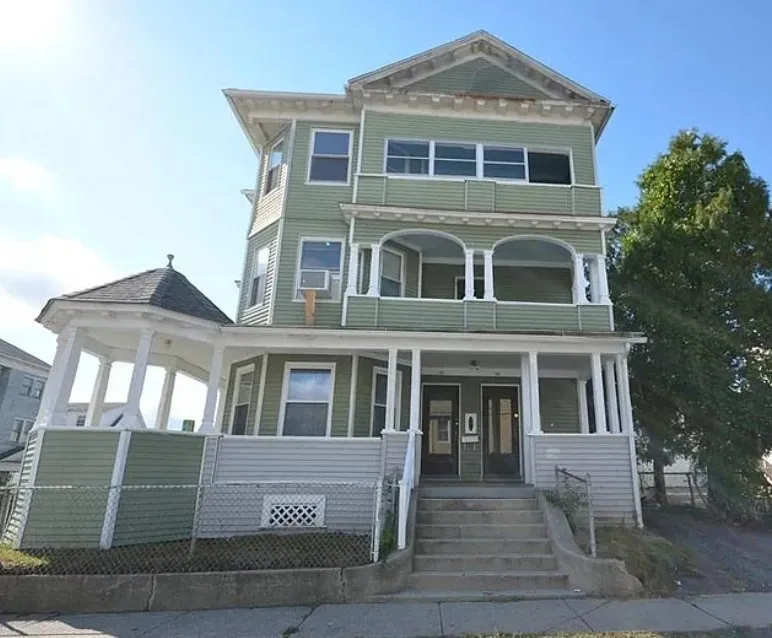 156 Fairmont Ave, Worcester