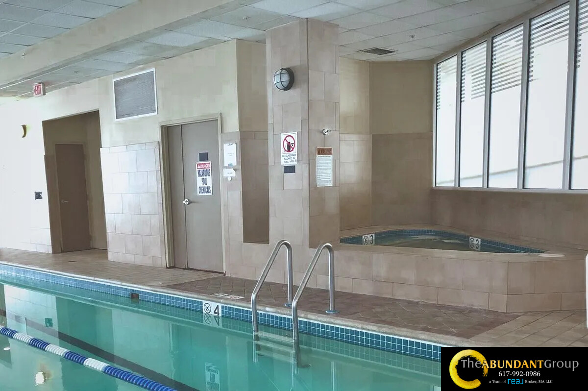 10 Museum Way, East Cambridge