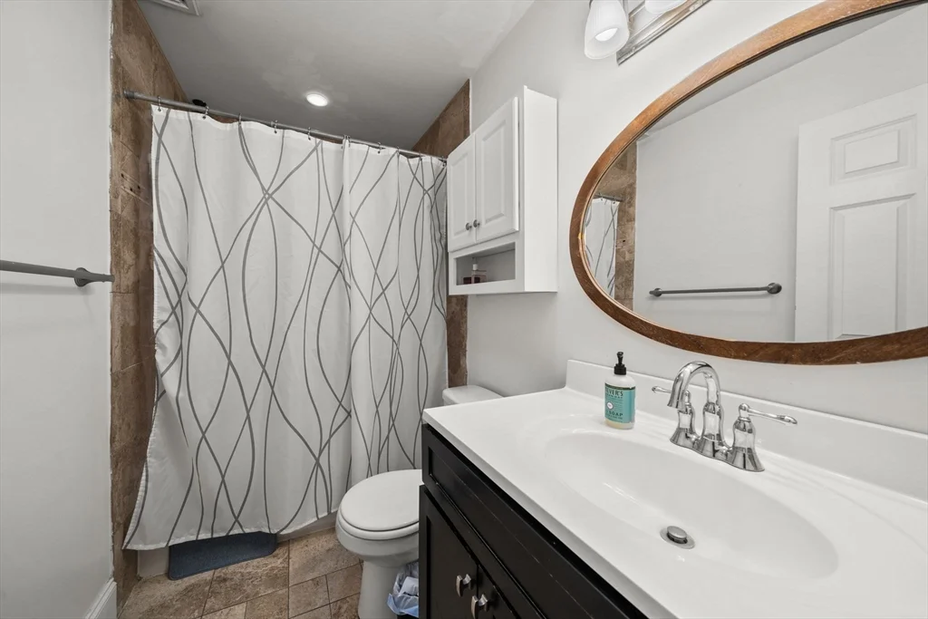 293 W Second St, South Boston