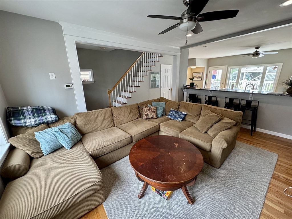 371 Silver St, South Boston