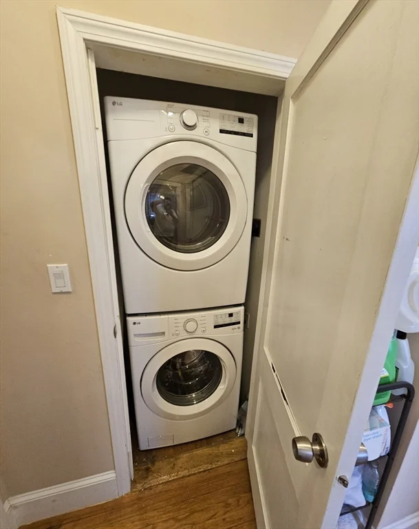 229 Freeman St, Coolidge Corner
