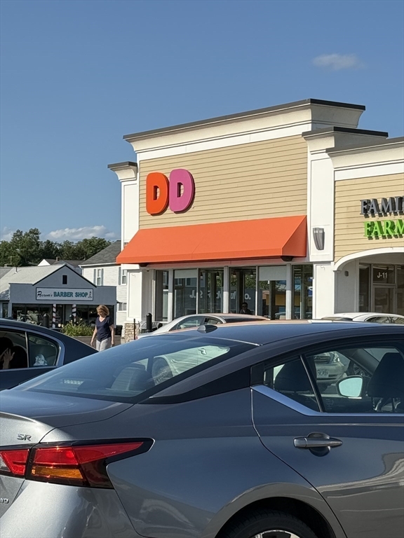 70 Shrewsbury Green Dr, Shrewsbury