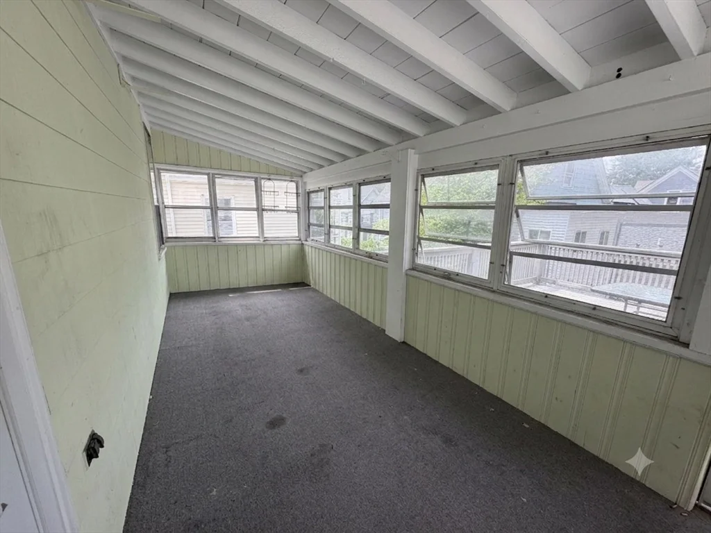 58 Willow Ave, Porter Square