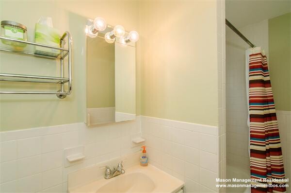 45 School St, Spring Hill