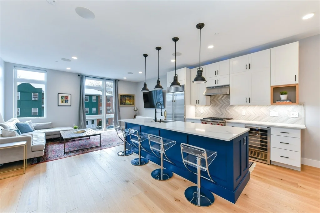 170 W Broadway, South Boston