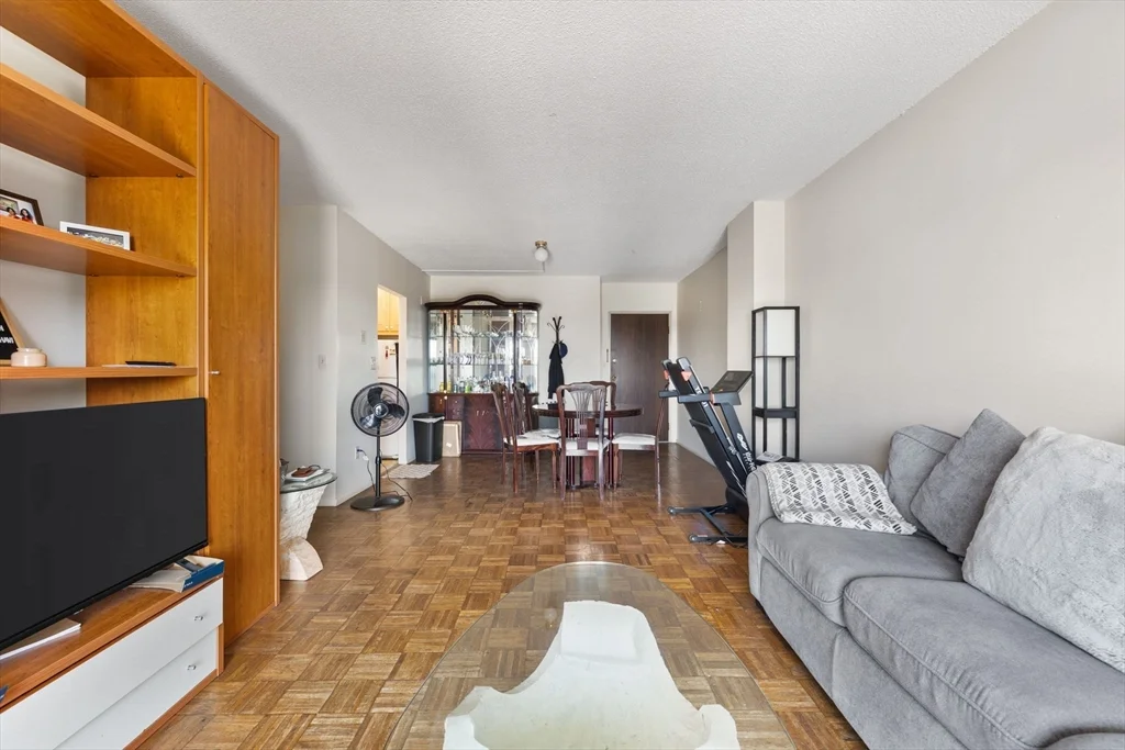 2353 Massachusetts, North Cambridge