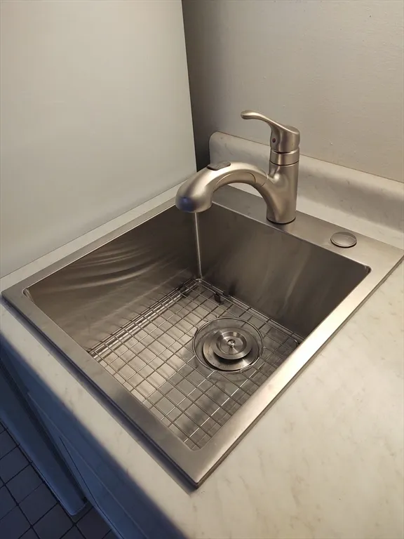 3 Leonard Rd, Boxborough