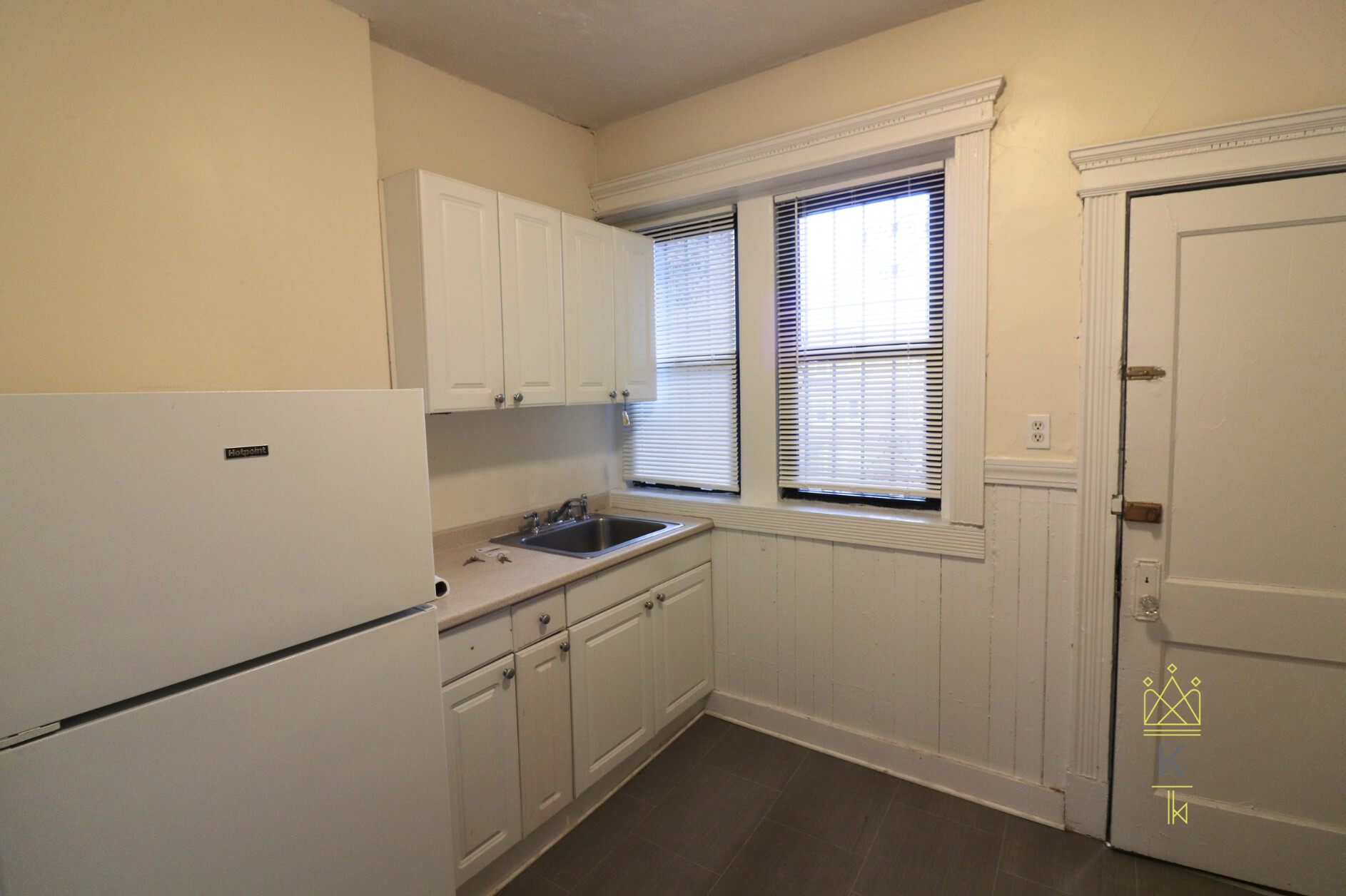 1959 Commonwealth Ave, Brighton