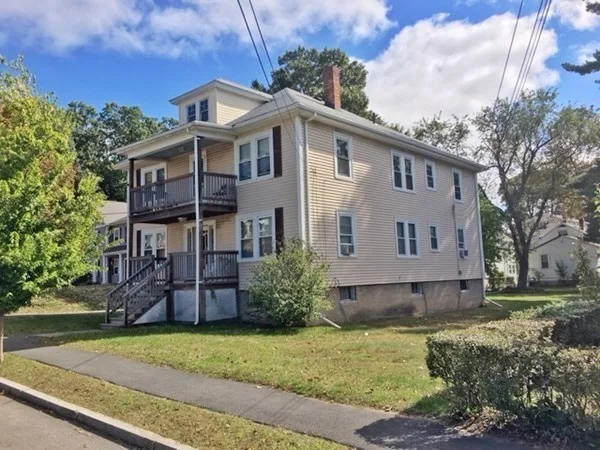 32 Saint Anns Rd, Quincy