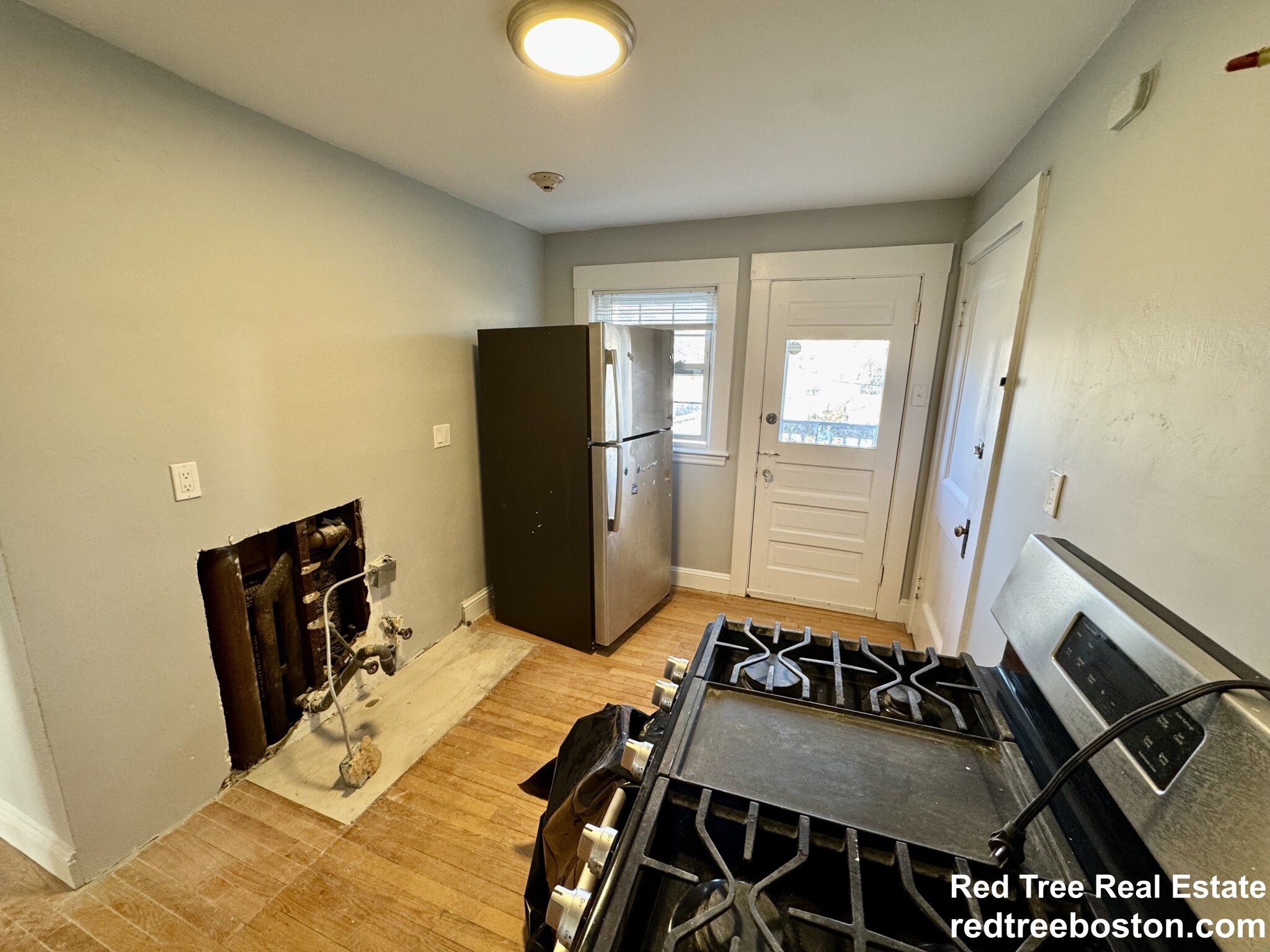 4907 Washington St, West Roxbury