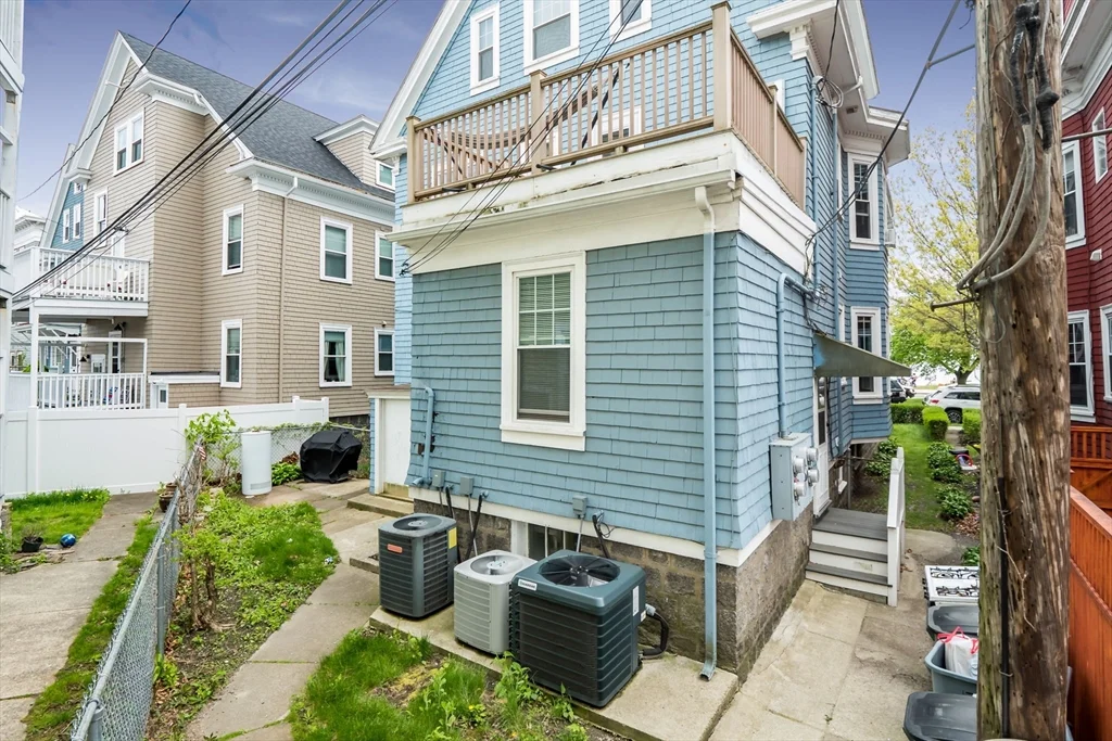 1740 Columbia Rd, South Boston