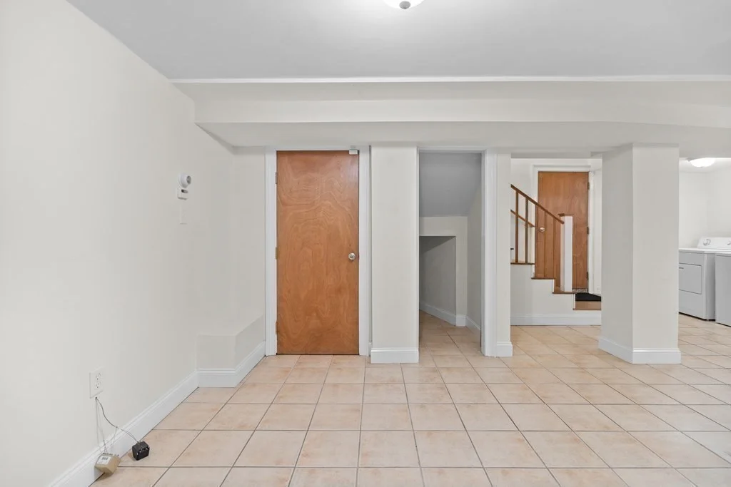 175 Elm St, Wellington-Harrington