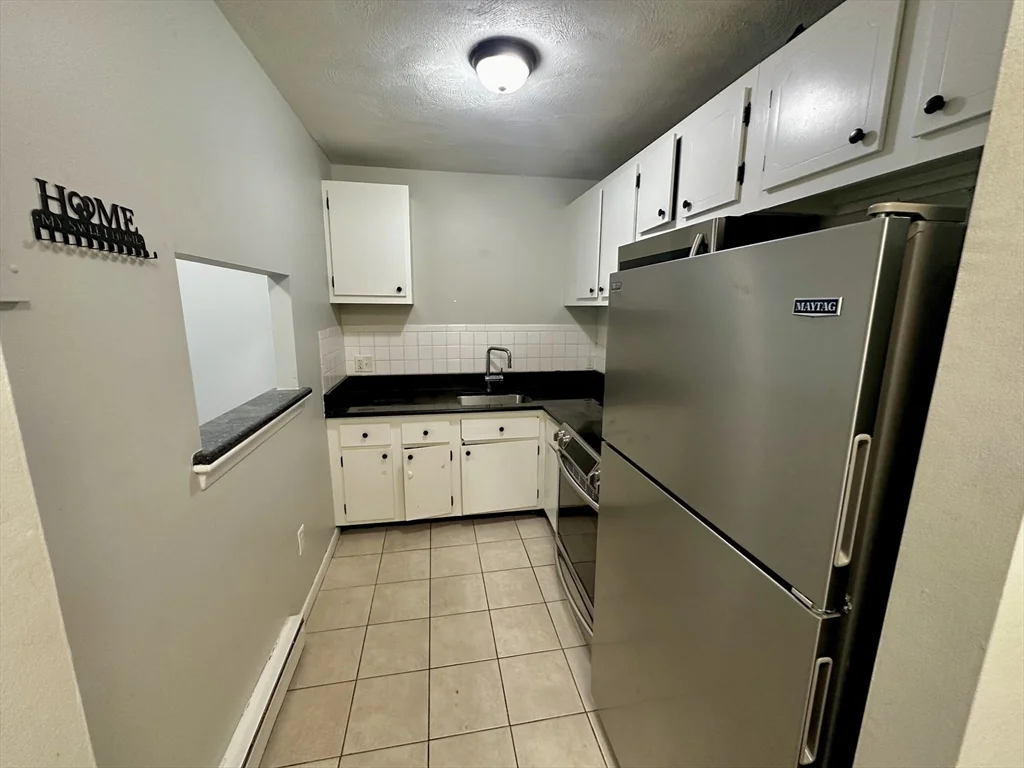 27 Willis St, Framingham