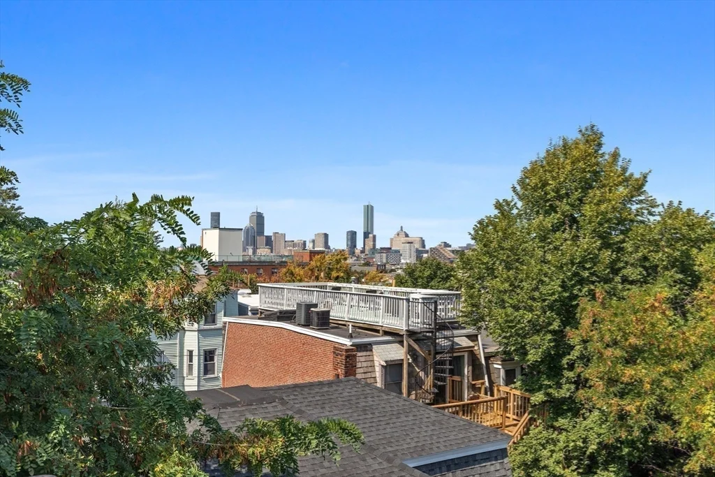 11 Thomas Park, South Boston