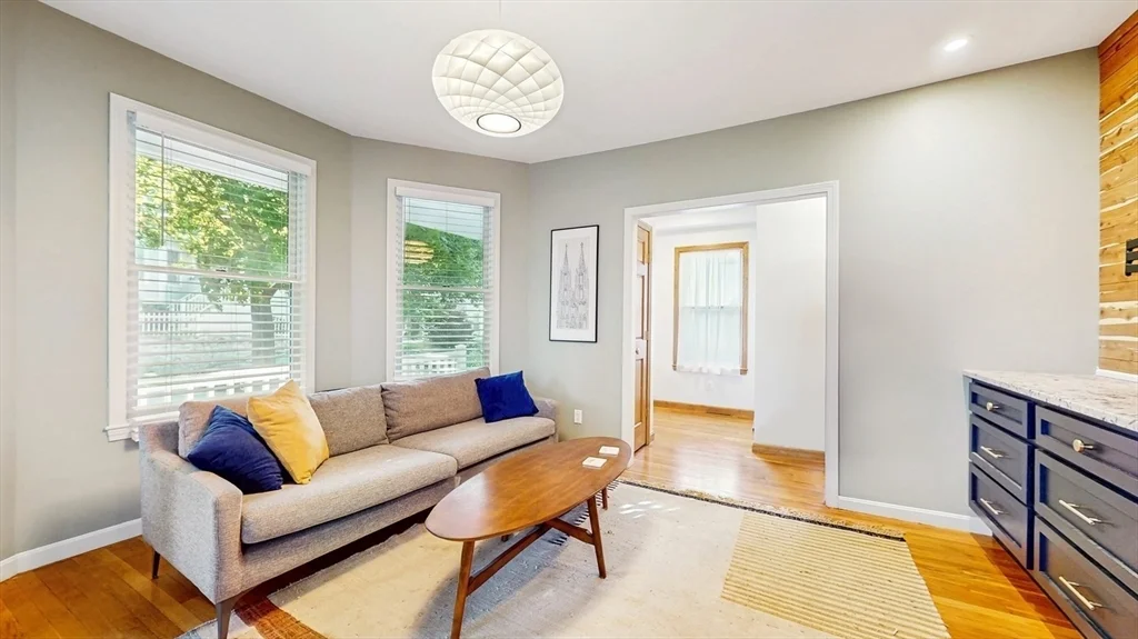 14 Chestnut St, Lindenwood